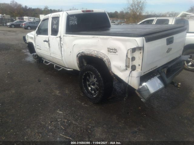 Photo 2 VIN: 1GCRKSE71DZ160666 - CHEVROLET SILVERADO 1500 