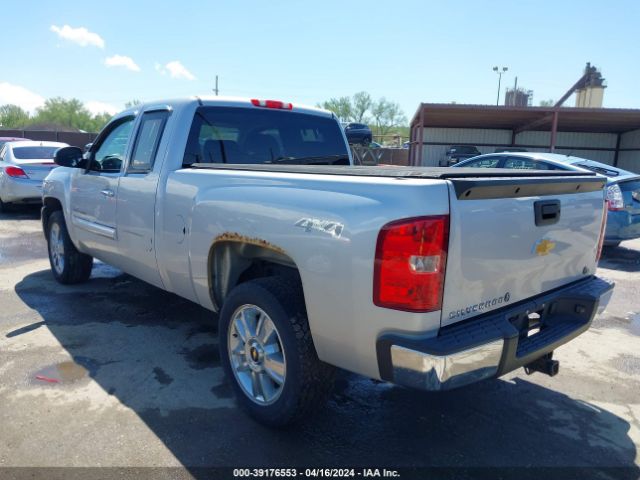 Photo 2 VIN: 1GCRKSE71DZ173157 - CHEVROLET SILVERADO 1500 