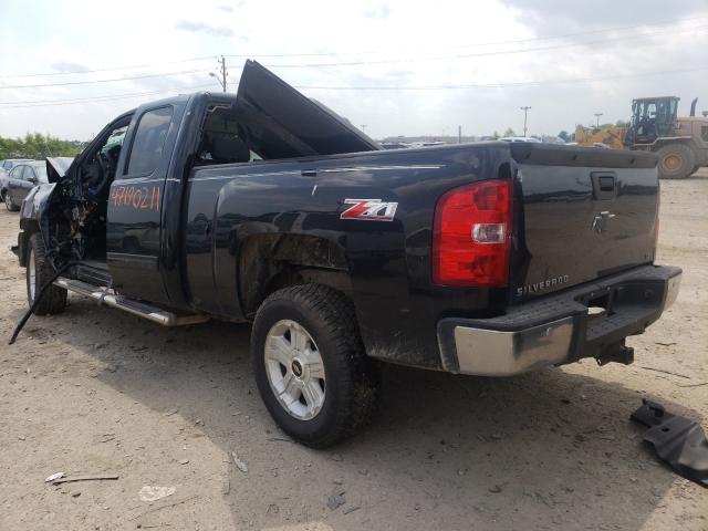 Photo 2 VIN: 1GCRKSE71DZ187916 - CHEVROLET SILVERADO 