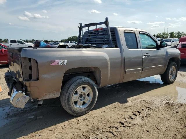 Photo 2 VIN: 1GCRKSE71DZ227444 - CHEVROLET SILVERADO 