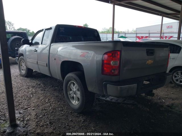 Photo 2 VIN: 1GCRKSE71DZ261920 - CHEVROLET SILVERADO 1500 