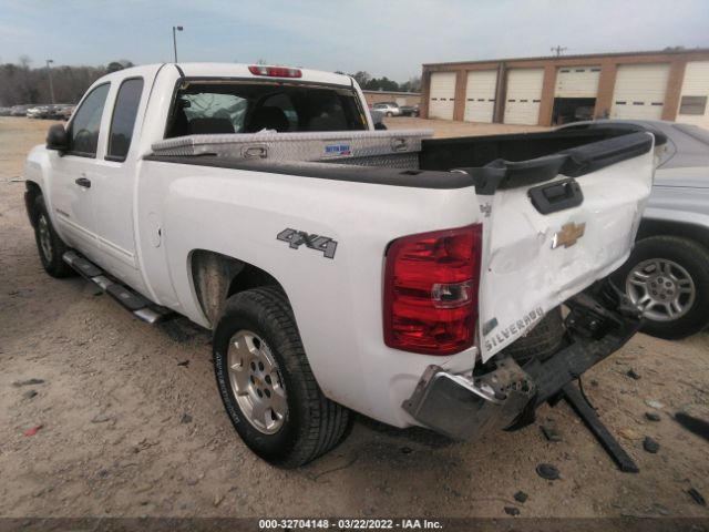 Photo 2 VIN: 1GCRKSE72CZ138996 - CHEVROLET SILVERADO 1500 