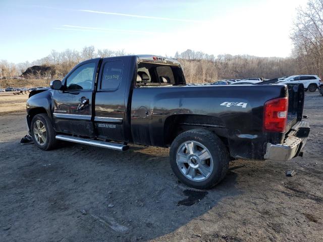 Photo 1 VIN: 1GCRKSE72CZ256630 - CHEVROLET SILVERADO 