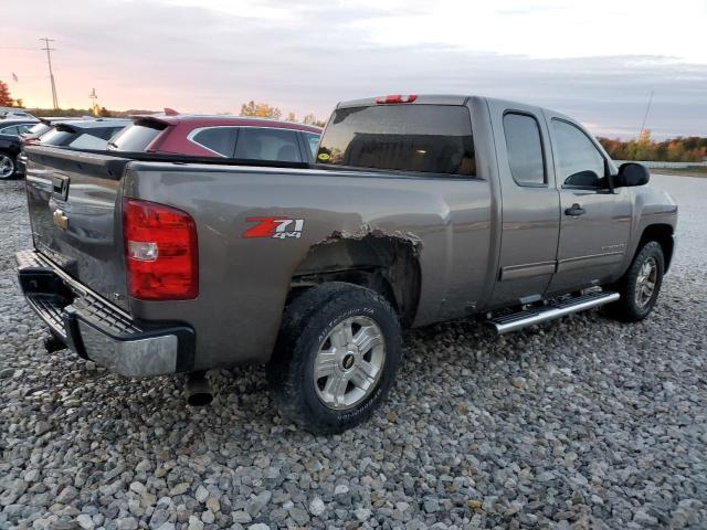 Photo 2 VIN: 1GCRKSE72CZ259317 - CHEVROLET SILVERADO 