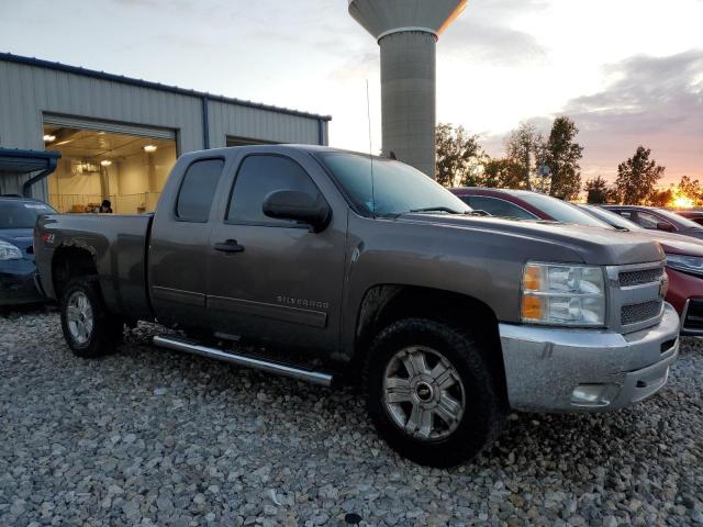 Photo 3 VIN: 1GCRKSE72CZ259317 - CHEVROLET SILVERADO 