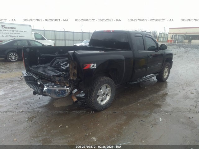 Photo 3 VIN: 1GCRKSE72CZ280149 - CHEVROLET SILVERADO 1500 