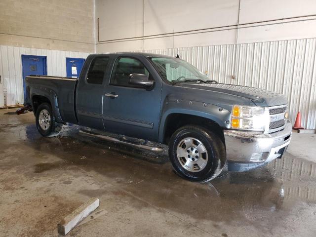 Photo 3 VIN: 1GCRKSE72DZ109970 - CHEVROLET SILVERADO 