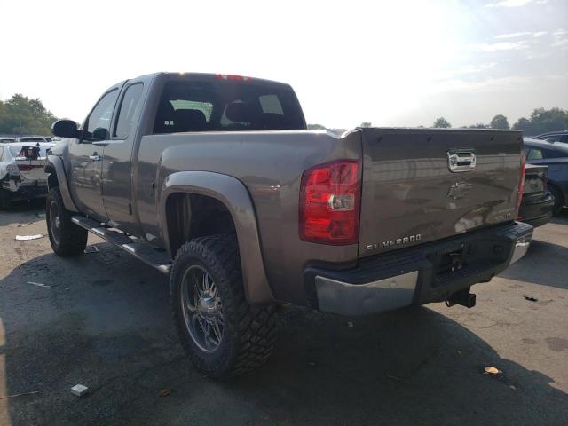 Photo 1 VIN: 1GCRKSE72DZ129538 - CHEVROLET SILVERADO 