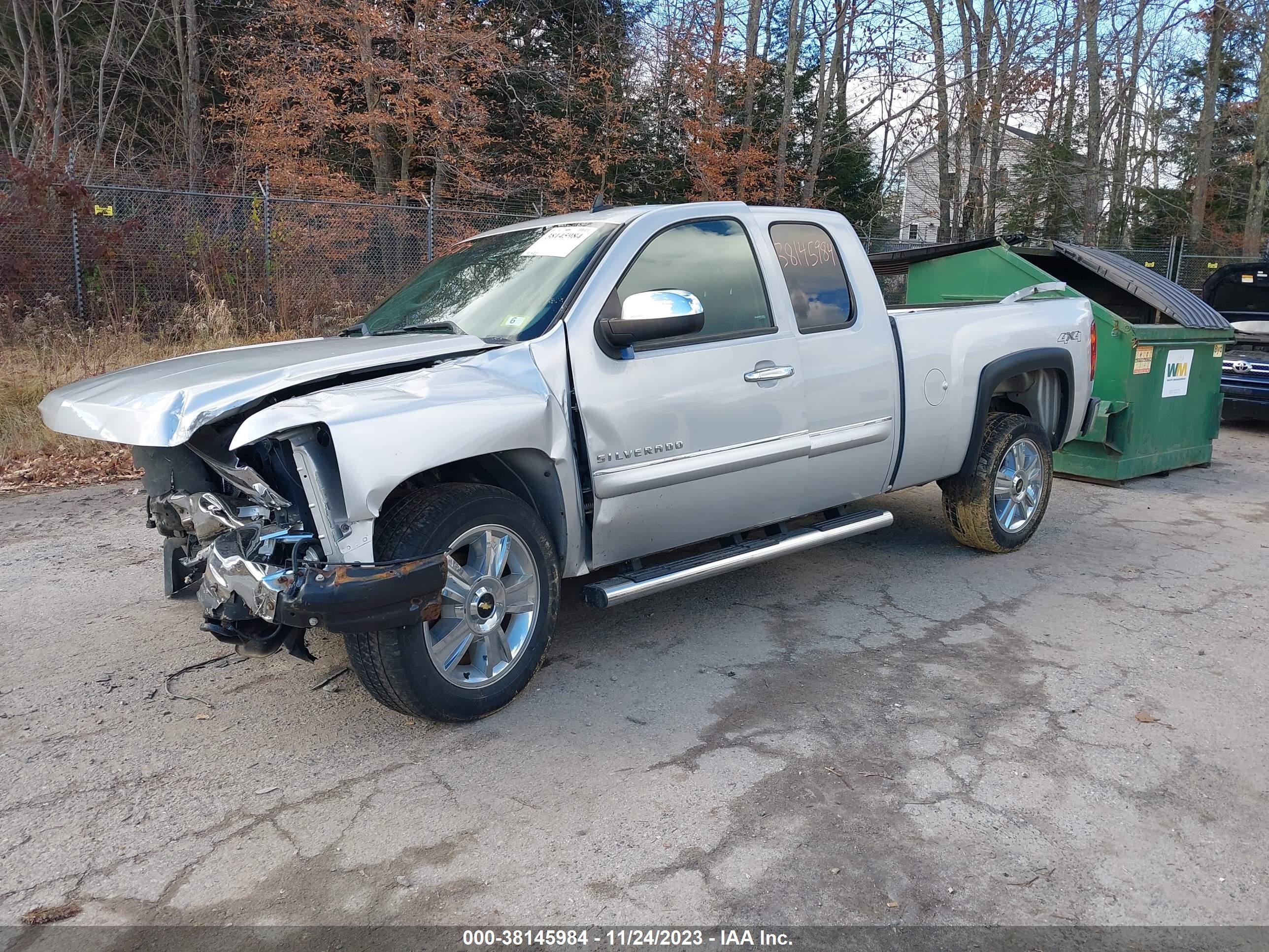 Photo 1 VIN: 1GCRKSE72DZ166198 - CHEVROLET SILVERADO 