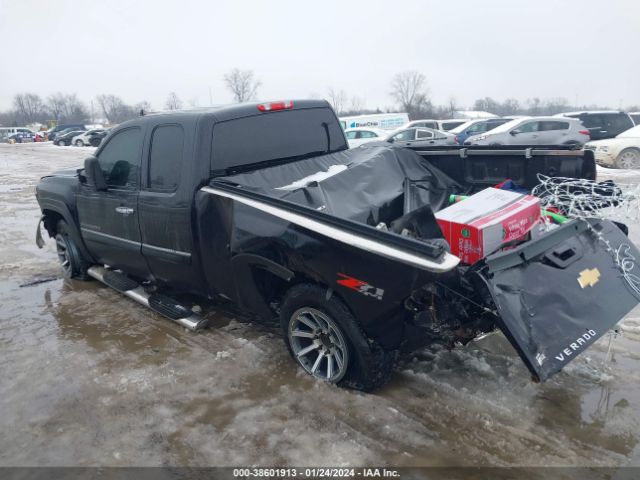 Photo 2 VIN: 1GCRKSE72DZ310252 - CHEVROLET SILVERADO 1500 