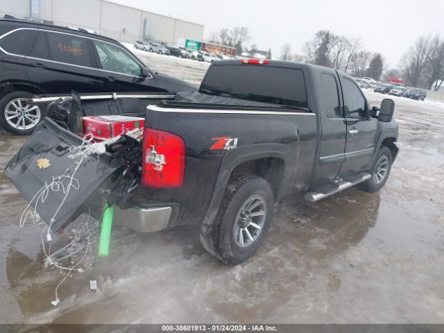 Photo 3 VIN: 1GCRKSE72DZ310252 - CHEVROLET SILVERADO 1500 