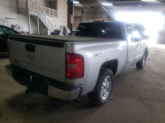 Photo 3 VIN: 1GCRKSE73CZ183557 - CHEVROLET SILVERADO 