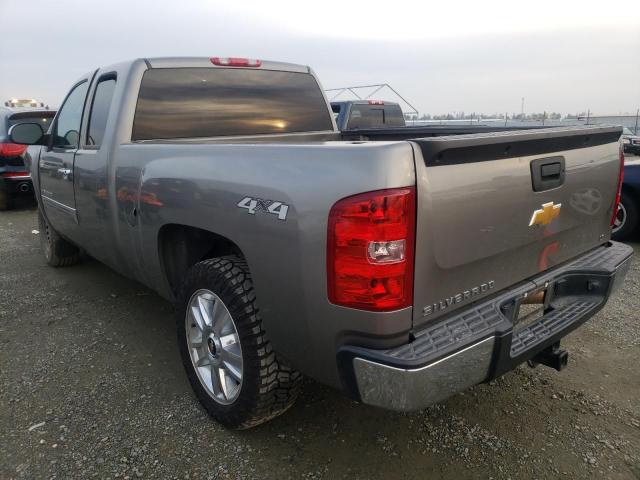 Photo 2 VIN: 1GCRKSE73CZ343775 - CHEVROLET SILVERADO 1500 