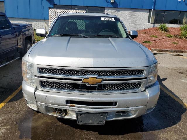 Photo 4 VIN: 1GCRKSE73DZ127569 - CHEVROLET SILVERADO 