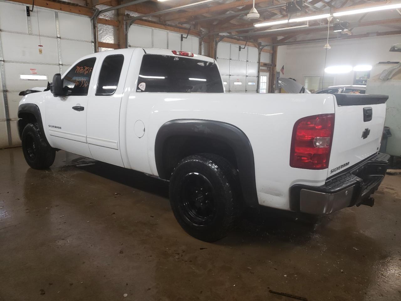 Photo 1 VIN: 1GCRKSE73DZ282929 - CHEVROLET SILVERADO 