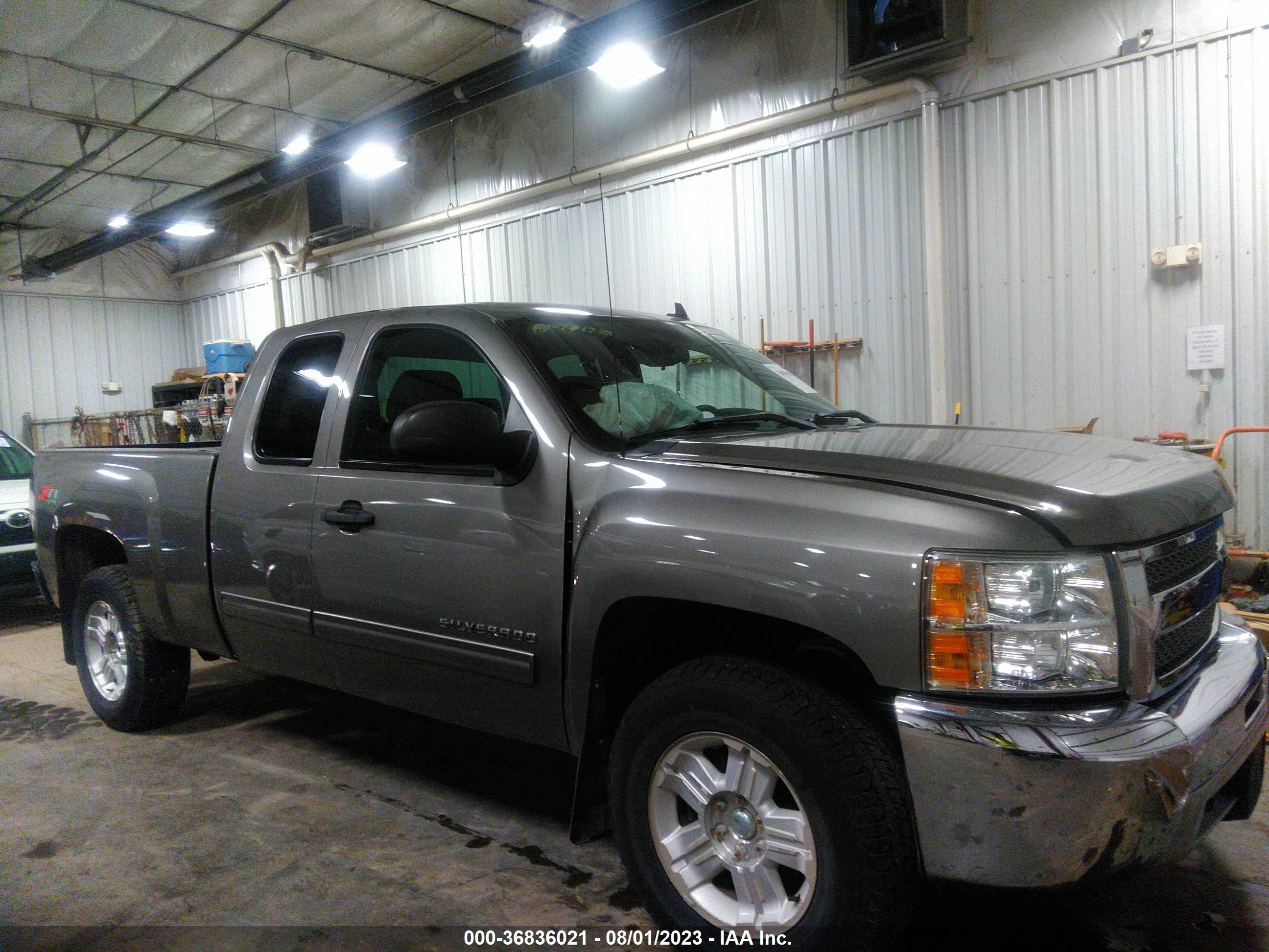 Photo 12 VIN: 1GCRKSE73DZ291825 - CHEVROLET SILVERADO 