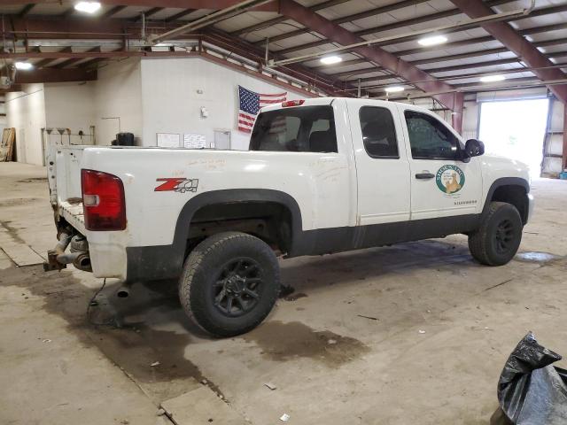 Photo 2 VIN: 1GCRKSE73DZ305285 - CHEVROLET SILVERADO 