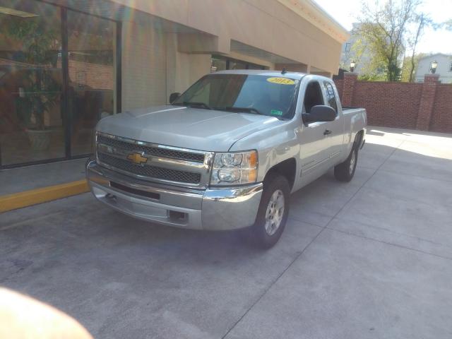 Photo 1 VIN: 1GCRKSE73DZ327223 - CHEVROLET SILVERADO 