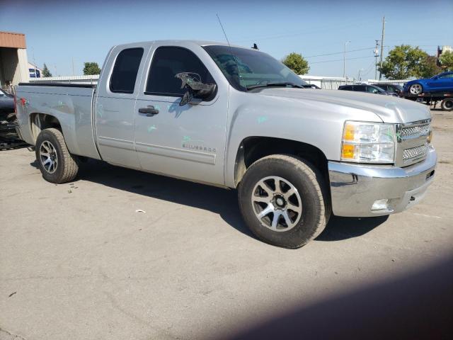 Photo 3 VIN: 1GCRKSE74CZ115638 - CHEVROLET SILVERADO 