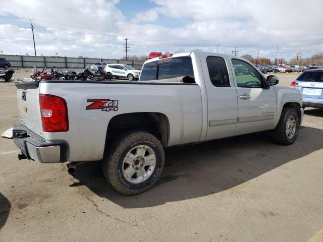 Photo 2 VIN: 1GCRKSE74CZ225668 - CHEVROLET SILVERADO 