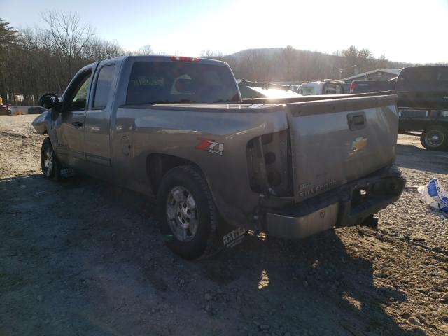 Photo 2 VIN: 1GCRKSE74CZ230093 - CHEVROLET SILVERADO 