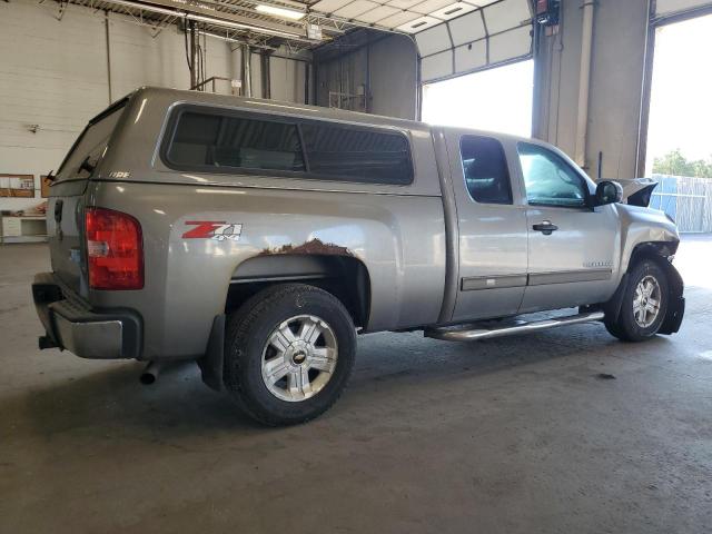 Photo 2 VIN: 1GCRKSE74CZ278208 - CHEVROLET SILVERADO 