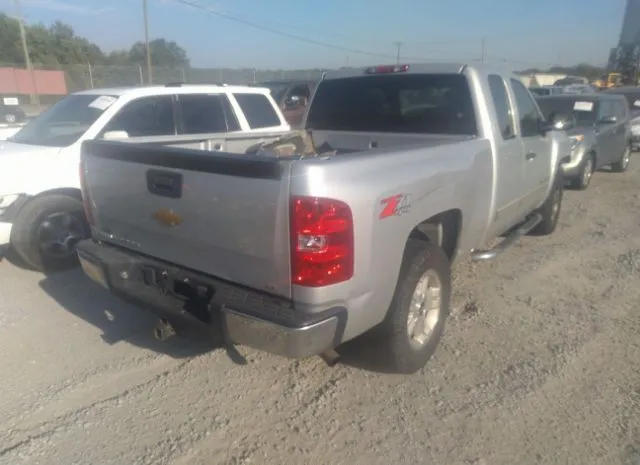 Photo 3 VIN: 1GCRKSE74CZ352484 - CHEVROLET SILVERADO 1500 