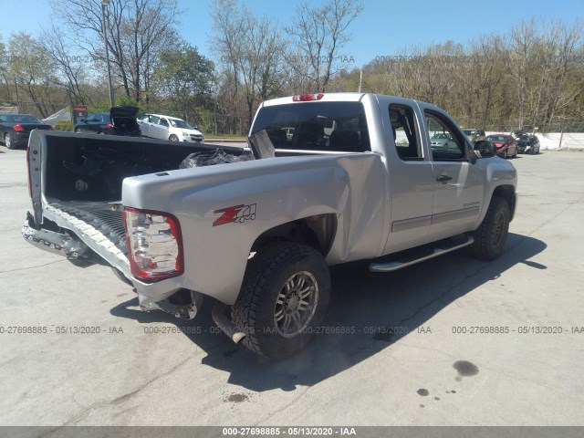 Photo 3 VIN: 1GCRKSE74DZ107900 - CHEVROLET SILVERADO 1500 