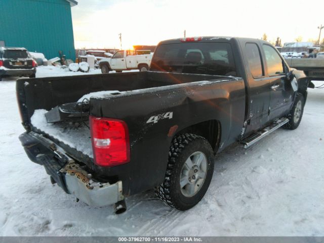 Photo 3 VIN: 1GCRKSE74DZ172357 - CHEVROLET SILVERADO 1500 