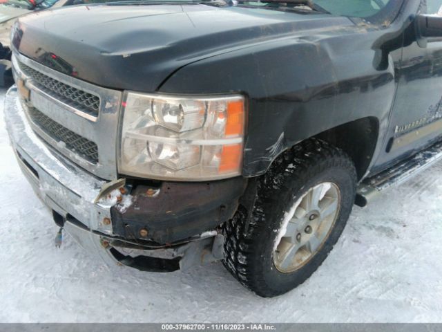 Photo 5 VIN: 1GCRKSE74DZ172357 - CHEVROLET SILVERADO 1500 