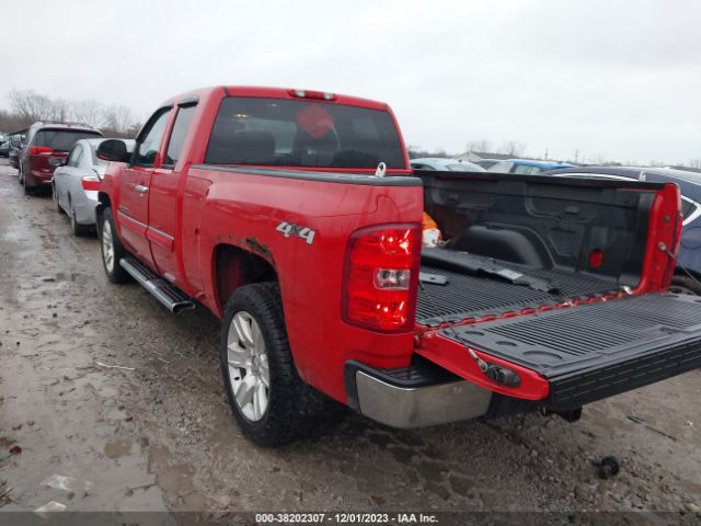 Photo 2 VIN: 1GCRKSE74DZ189806 - CHEVROLET SILVERADO 1500 