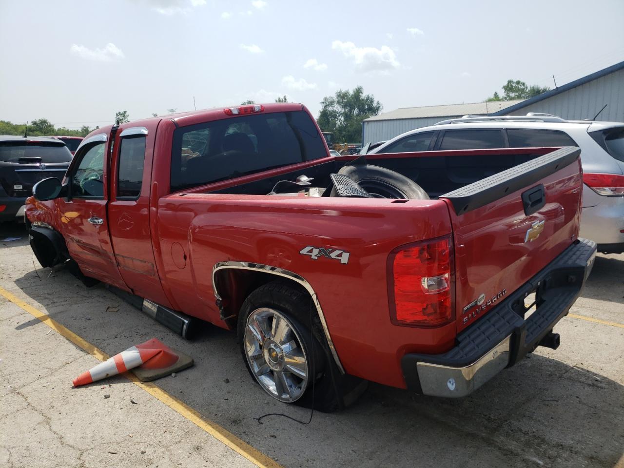 Photo 1 VIN: 1GCRKSE75CZ125031 - CHEVROLET SILVERADO 