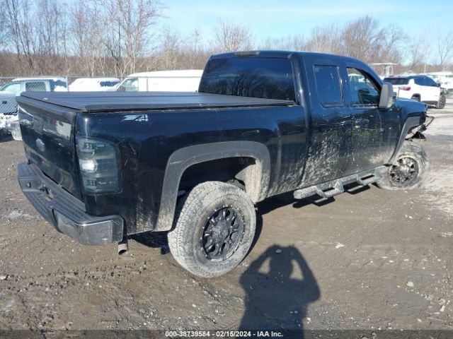 Photo 3 VIN: 1GCRKSE75CZ216171 - CHEVROLET SILVERADO 1500 