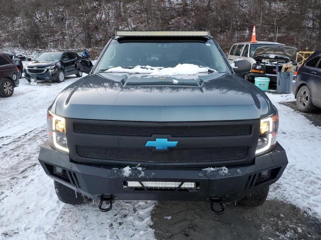 Photo 4 VIN: 1GCRKSE75CZ261062 - CHEVROLET SILVERADO 