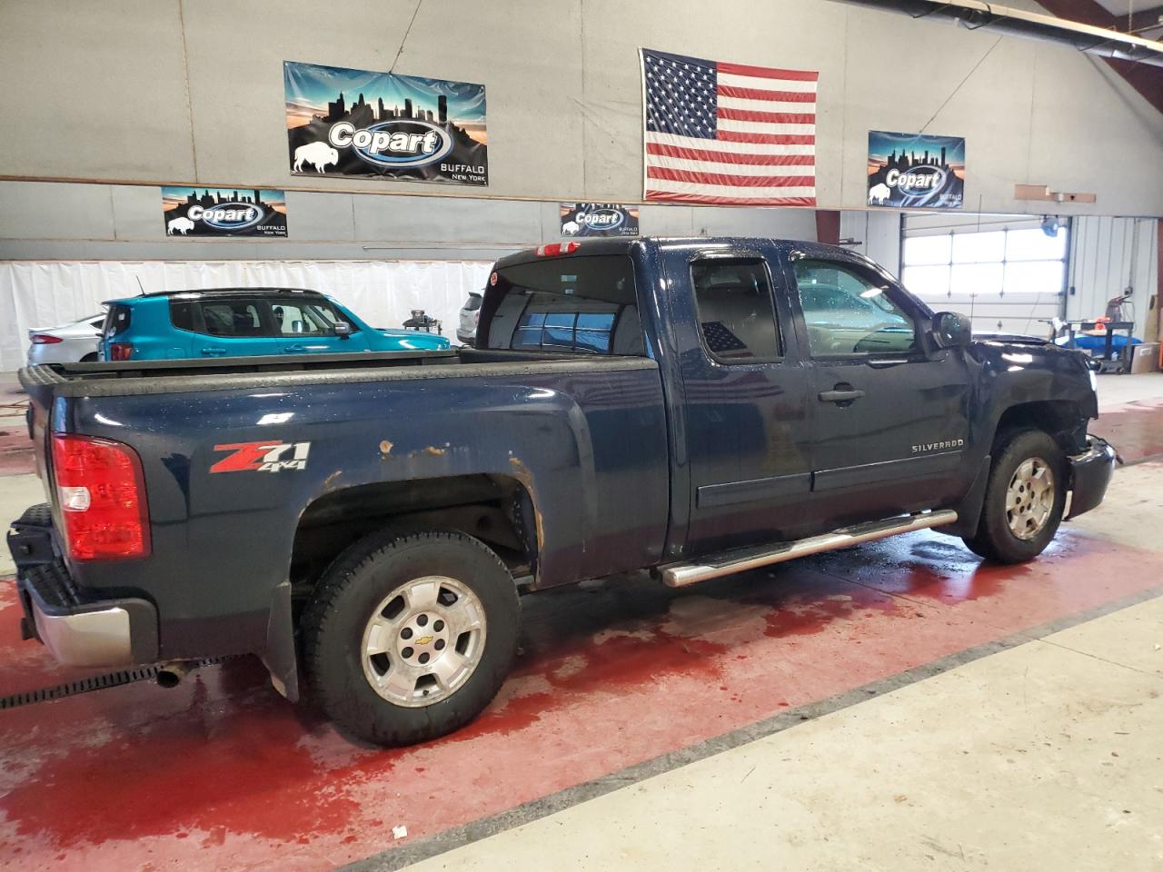 Photo 2 VIN: 1GCRKSE75CZ263751 - CHEVROLET SILVERADO 