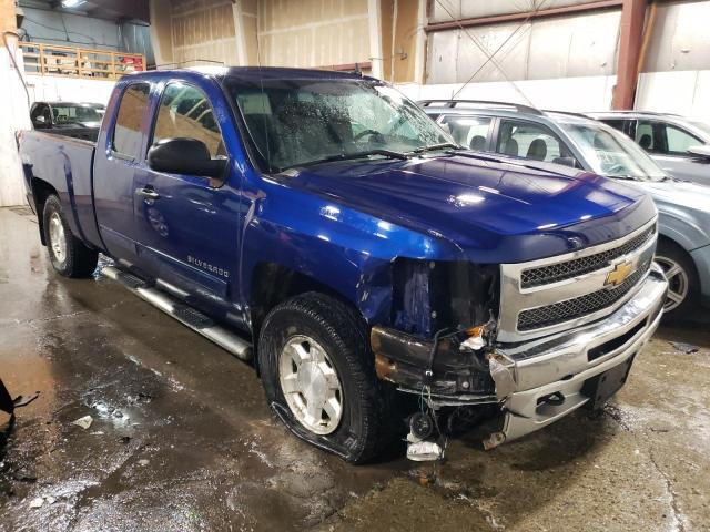 Photo 3 VIN: 1GCRKSE75DZ104472 - CHEVROLET SILVERADO 