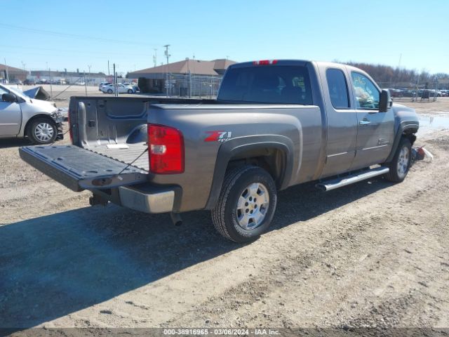 Photo 3 VIN: 1GCRKSE75DZ123636 - CHEVROLET SILVERADO 1500 