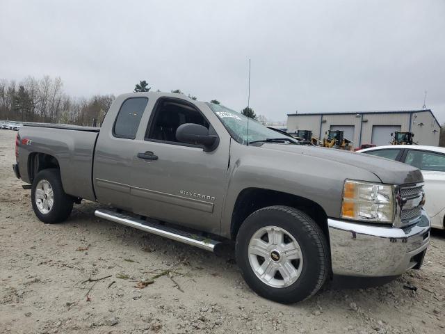 Photo 3 VIN: 1GCRKSE75DZ221114 - CHEVROLET SILVERADO 