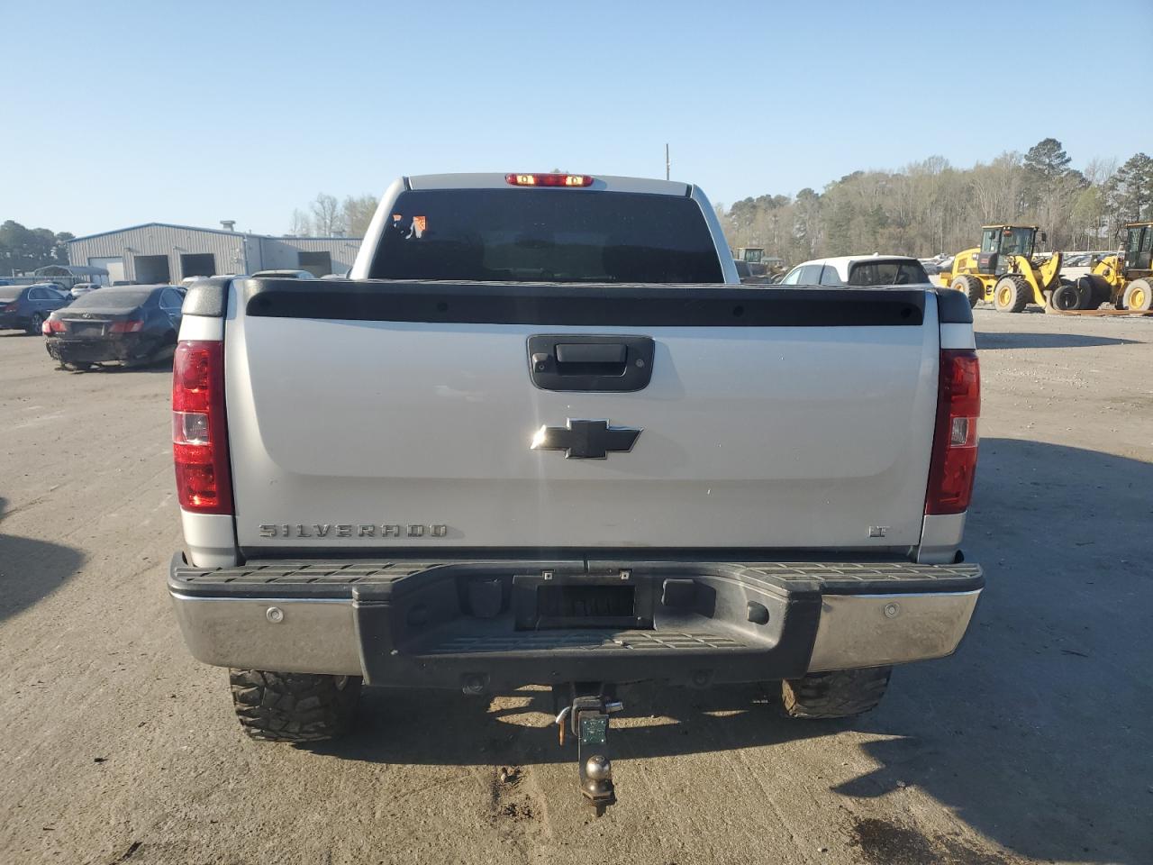 Photo 5 VIN: 1GCRKSE75DZ388847 - CHEVROLET SILVERADO 