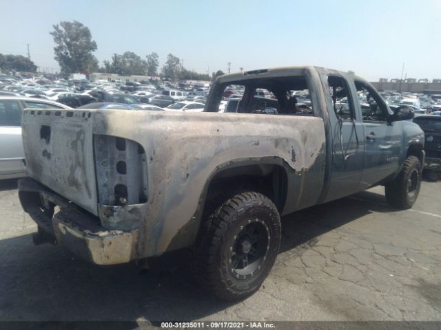 Photo 3 VIN: 1GCRKSE75DZ391652 - CHEVROLET SILVERADO 1500 