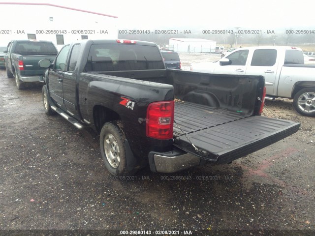 Photo 2 VIN: 1GCRKSE75DZ411768 - CHEVROLET SILVERADO 1500 