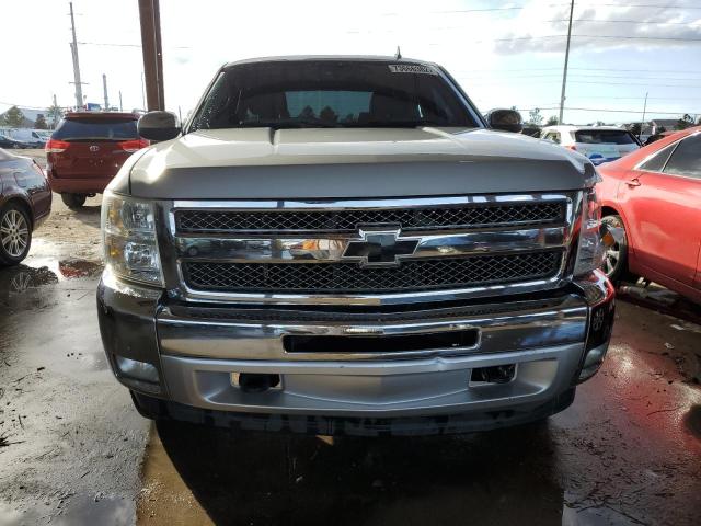 Photo 4 VIN: 1GCRKSE76CZ240544 - CHEVROLET SILVERADO 