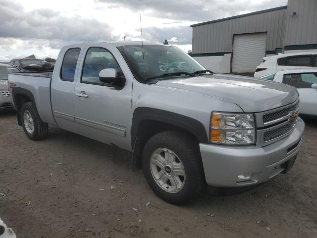 Photo 3 VIN: 1GCRKSE76DZ269057 - CHEVROLET SILVERADO 