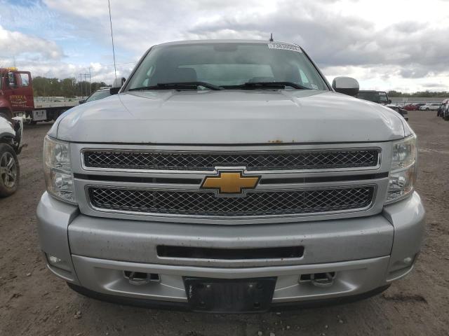 Photo 4 VIN: 1GCRKSE76DZ269057 - CHEVROLET SILVERADO 