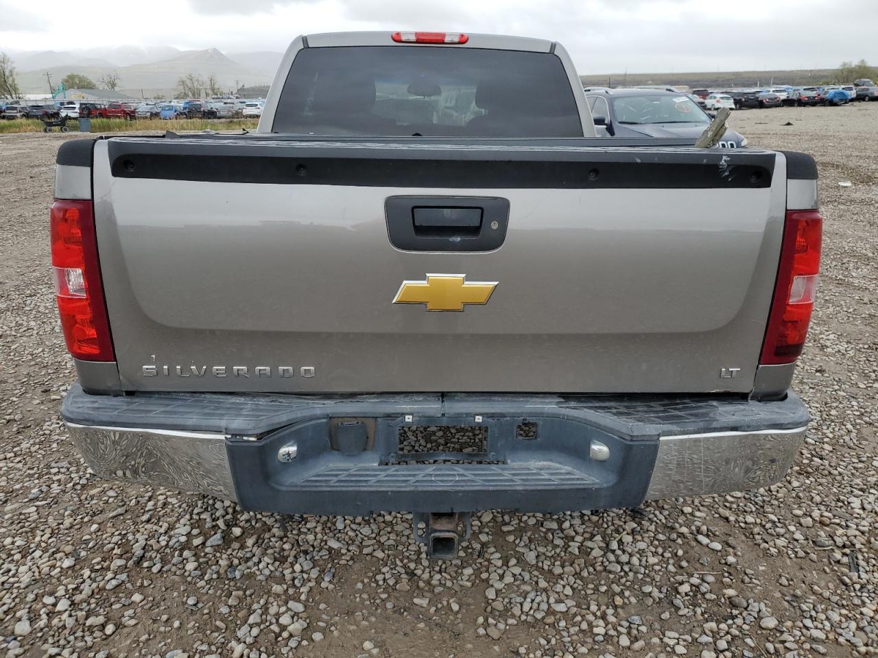 Photo 5 VIN: 1GCRKSE76DZ292807 - CHEVROLET SILVERADO 