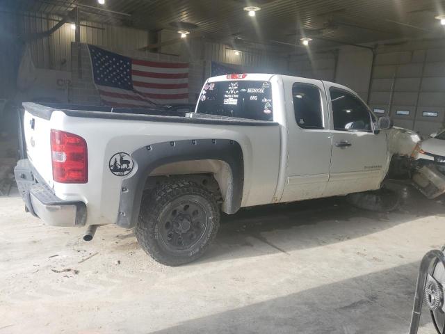 Photo 2 VIN: 1GCRKSE77CZ106254 - CHEVROLET SILVERADO 