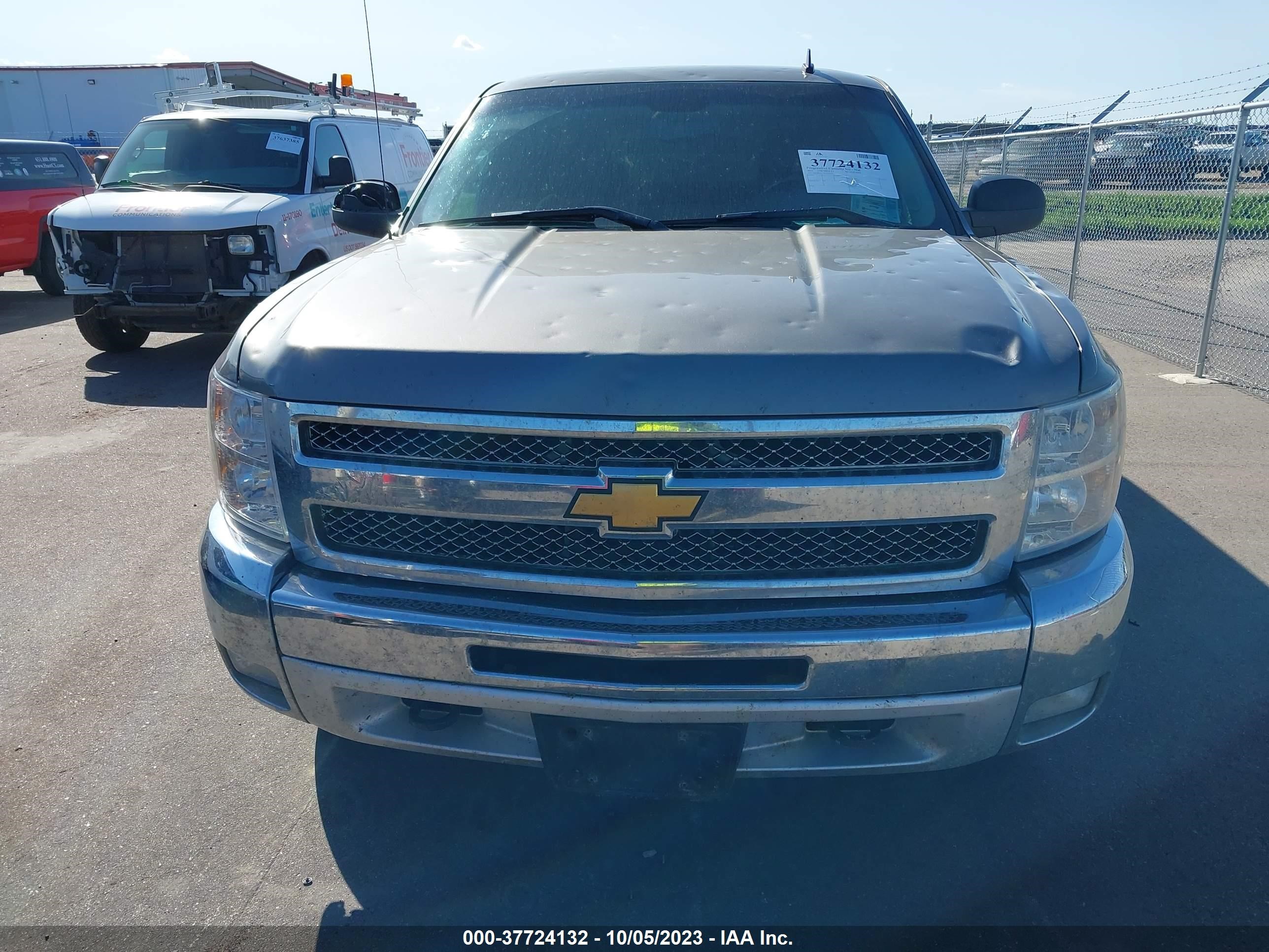 Photo 11 VIN: 1GCRKSE77CZ229729 - CHEVROLET SILVERADO 