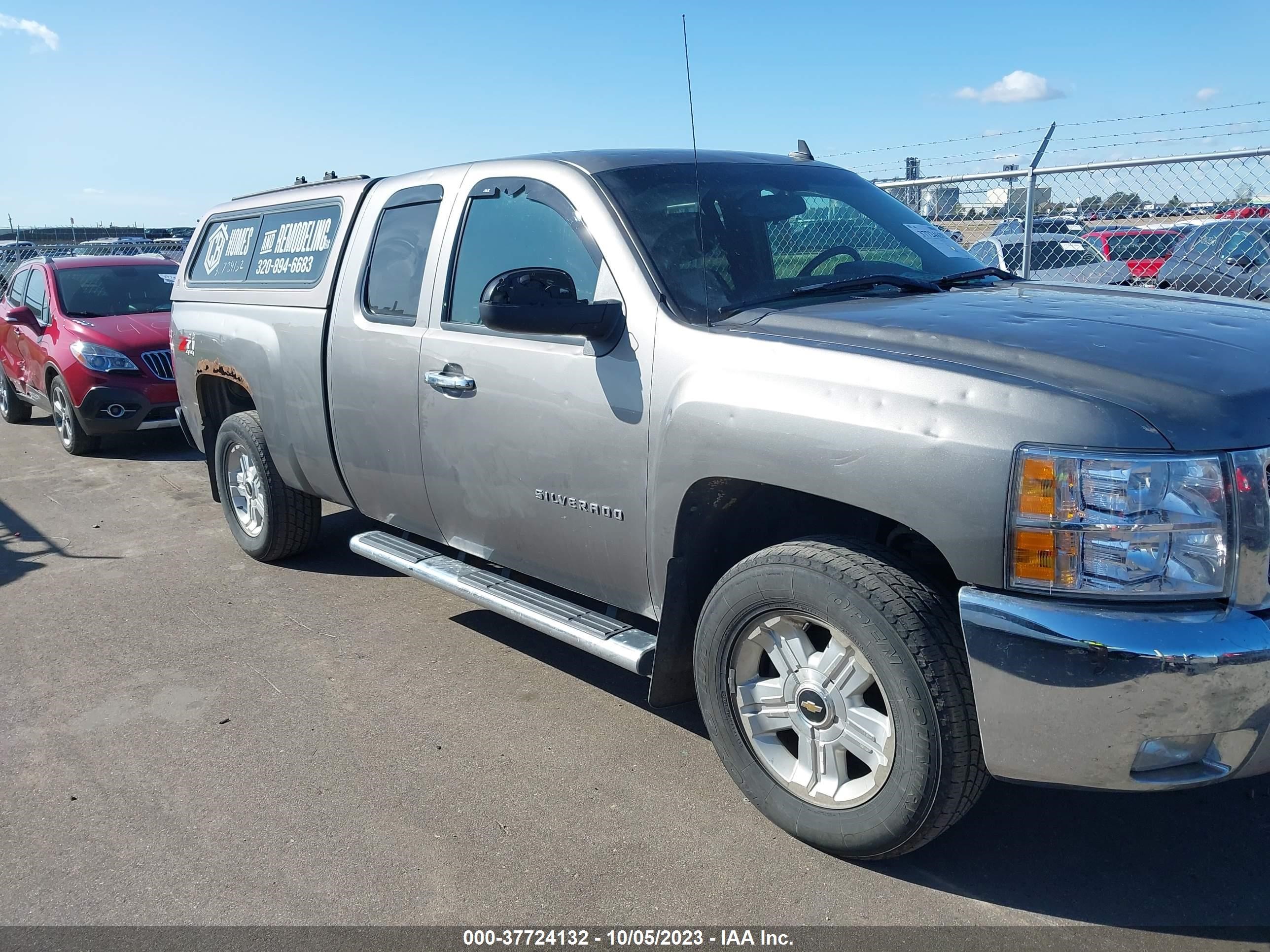 Photo 12 VIN: 1GCRKSE77CZ229729 - CHEVROLET SILVERADO 