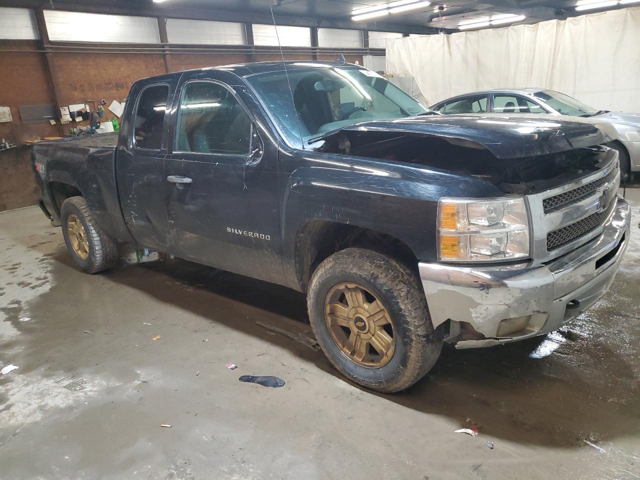 Photo 3 VIN: 1GCRKSE77CZ323593 - CHEVROLET SILVERADO 