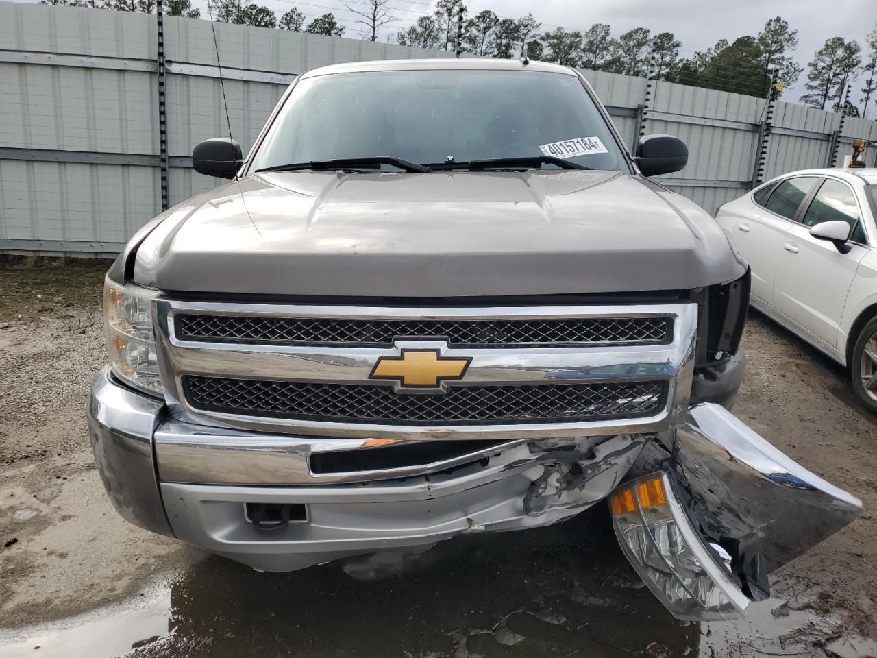 Photo 4 VIN: 1GCRKSE77DZ209742 - CHEVROLET SILVERADO 